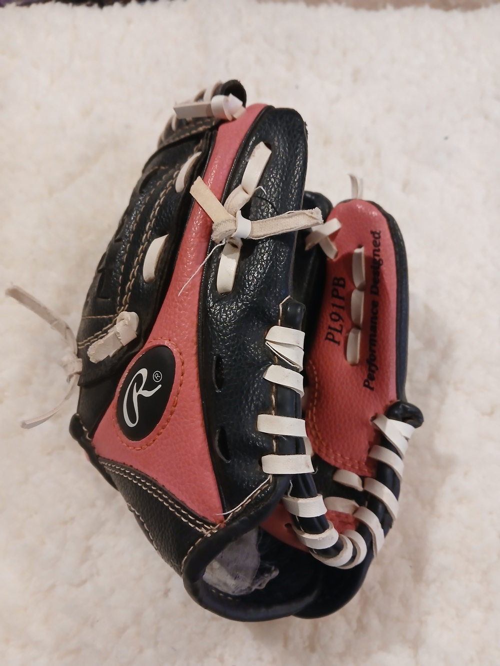 Rawlings Youth Black and Pink Baseball Glove